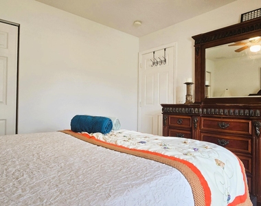 15056 Temple Boulevard - Photo Thumbnail 17