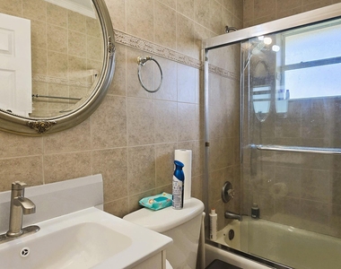15056 Temple Boulevard - Photo Thumbnail 23