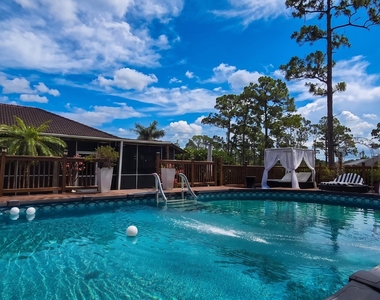 15056 Temple Boulevard - Photo Thumbnail 29