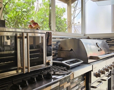 15056 Temple Boulevard - Photo Thumbnail 27