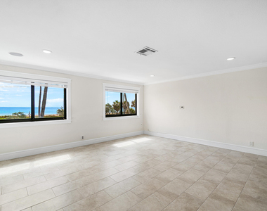 250 S Ocean Boulevard - Photo Thumbnail 2