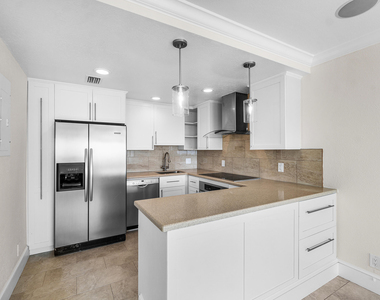 250 S Ocean Boulevard - Photo Thumbnail 4
