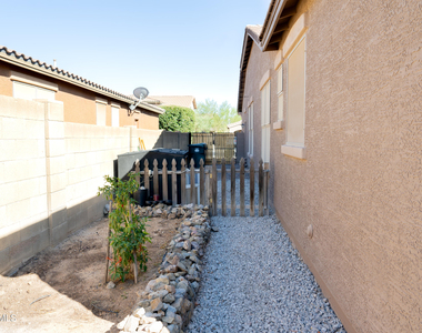 16062 W Tohono Drive - Photo Thumbnail 40