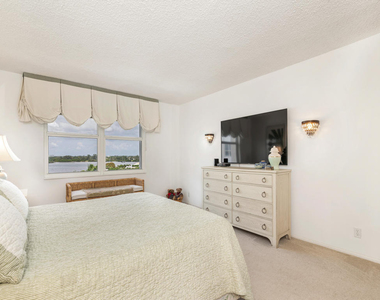 2295 S Ocean Boulevard - Photo Thumbnail 12