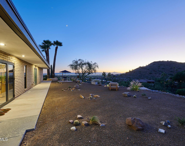 4016 E Flynn Lane - Photo Thumbnail 3