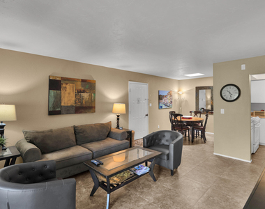 8649 E Royal Palm Road - Photo Thumbnail 7