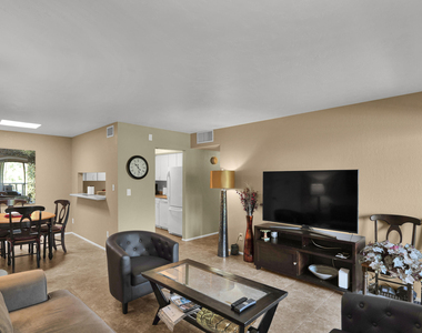 8649 E Royal Palm Road - Photo Thumbnail 2
