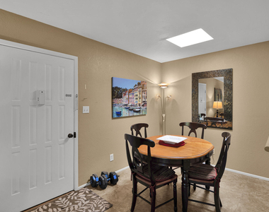8649 E Royal Palm Road - Photo Thumbnail 4