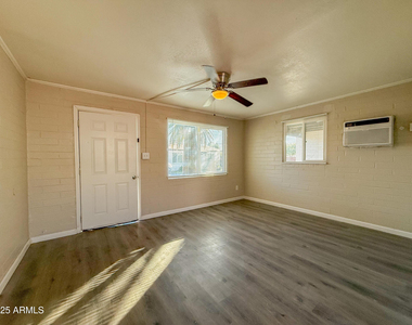 2 E Navajo Road - Photo Thumbnail 7