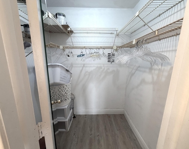 2520 Pansey Lane - Photo Thumbnail 24
