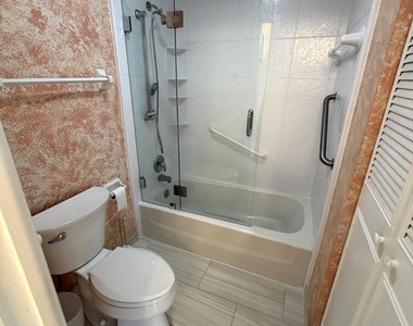 2520 Pansey Lane - Photo Thumbnail 14