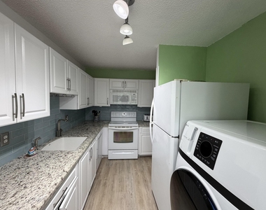 2520 Pansey Lane - Photo Thumbnail 9