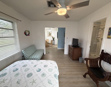 2520 Pansey Lane - Photo Thumbnail 16