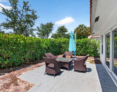 2034 Nw 52nd Street - Photo Thumbnail 30