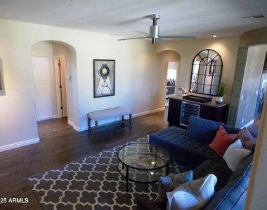 20704 N 90th Place - Photo Thumbnail 16