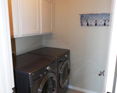 20704 N 90th Place - Photo Thumbnail 17