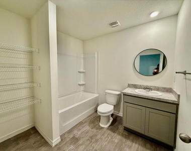 149 Sw Becker Road - Photo Thumbnail 9