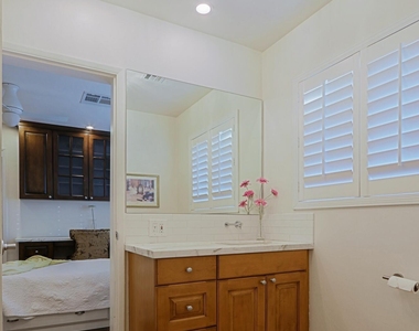 4645 E Windsor Avenue - Photo Thumbnail 26
