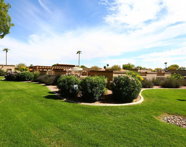 93 N Cooper Road - Photo Thumbnail 32