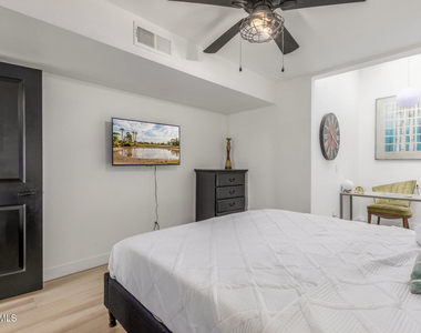 2529 N Miller Road - Photo Thumbnail 44