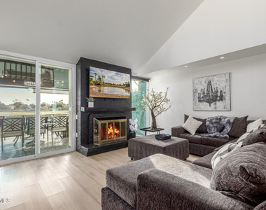 2529 N Miller Road - Photo Thumbnail 7