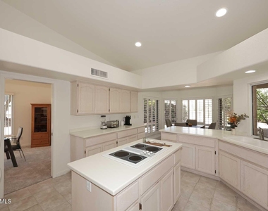 18510 E Leather Lane - Photo Thumbnail 15