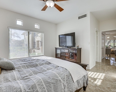 9100 E Raintree Drive - Photo Thumbnail 8