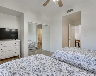 9100 E Raintree Drive - Photo Thumbnail 11