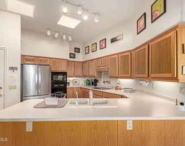 15048 N Elena Drive - Photo Thumbnail 9