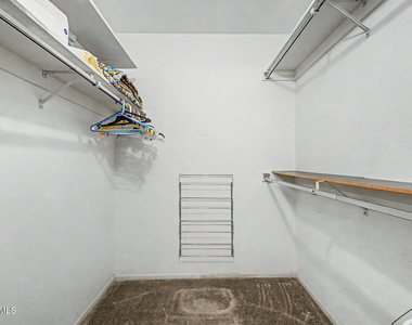 10880 W Emerald Drive - Photo Thumbnail 16