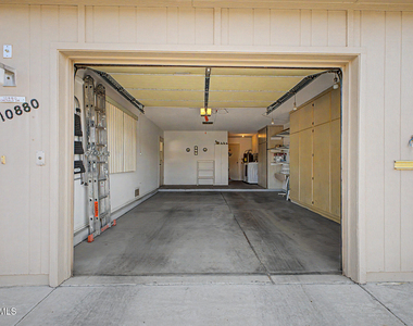 10880 W Emerald Drive - Photo Thumbnail 23