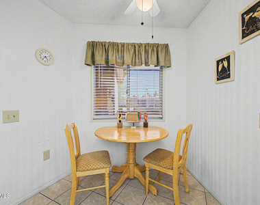 10880 W Emerald Drive - Photo Thumbnail 8