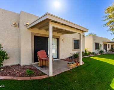 9264 W Morrow Drive - Photo Thumbnail 22