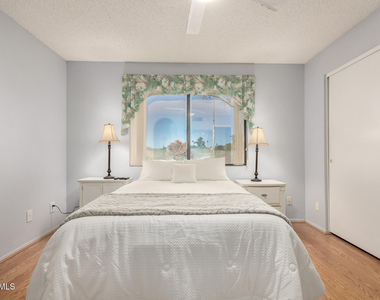 9264 W Morrow Drive - Photo Thumbnail 12