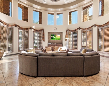 5350 E Deer Valley Drive - Photo Thumbnail 28