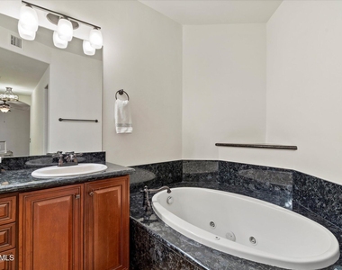 5350 E Deer Valley Drive - Photo Thumbnail 19