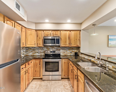 10080 E Mountainview Lake Drive - Photo Thumbnail 4