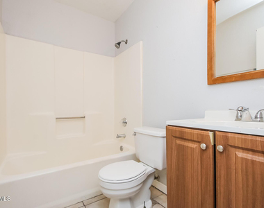 1050 W University Drive - Photo Thumbnail 13