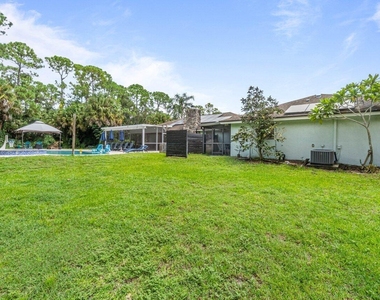 3303 Custer Avenue - Photo Thumbnail 9