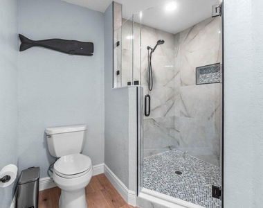 3303 Custer Avenue - Photo Thumbnail 5