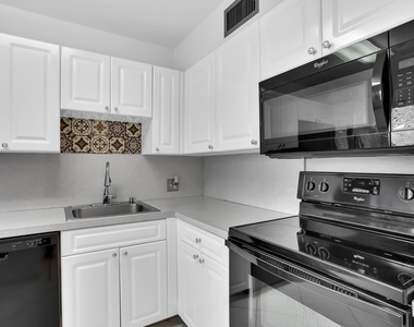 4290 Deste Court - Photo Thumbnail 8