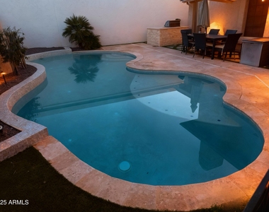 8100 E Camelback Road - Photo Thumbnail 37