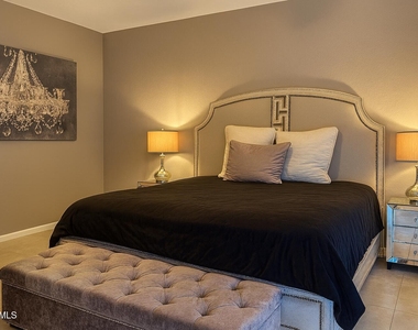 8100 E Camelback Road - Photo Thumbnail 16
