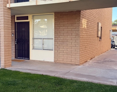 3737 E Turney Avenue - Photo Thumbnail 14