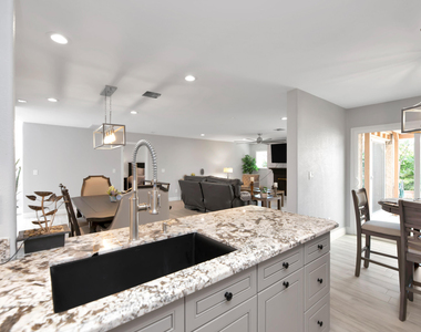 7650 N Via De Fonda -- - Photo Thumbnail 12