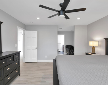7650 N Via De Fonda -- - Photo Thumbnail 18