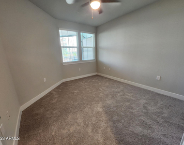 4755 E Southern Avenue - Photo Thumbnail 4
