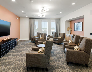 4755 E Southern Avenue - Photo Thumbnail 12