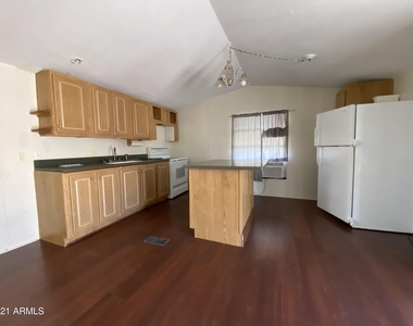 33401 N 224th Avenue - Photo Thumbnail 1
