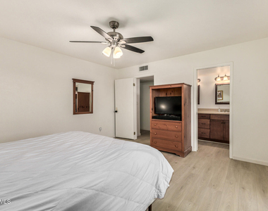 886 W Galveston Street - Photo Thumbnail 17